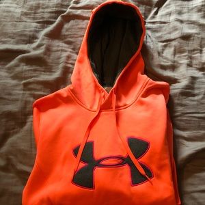 Womens UnderArmour Sweatshirt